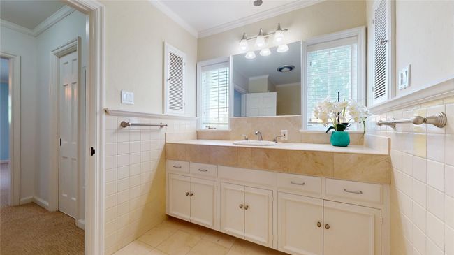7218 S Janmar Dr, House other with 4 bedrooms, 3 bathrooms and null parking in Dallas TX | Image 12