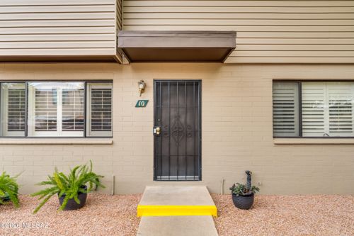 e-10-1330 S Avenida Polar S, Tucson, AZ, 85710 | Card Image