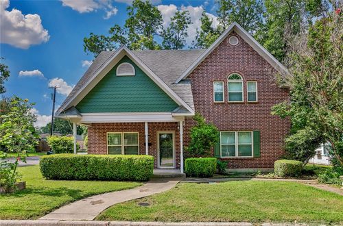 226 Gordon St, Gainesville, TX, 76240-5605 | Card Image
