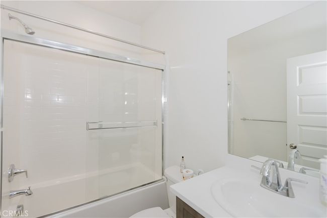 2811 Elderflower St, Townhouse with 3 bedrooms, 3 bathrooms and 2 parking in Spring Valley CA | Image 15