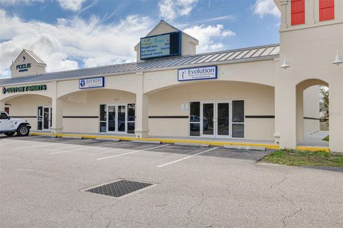 1033 W Bay Dr, Largo, FL, 33770-3248 | Card Image