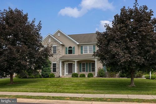 421 Wagonwheel Rd, LITITZ, PA, 17543-7711 | Card Image