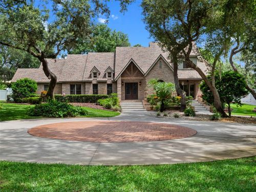 9045 Mossy Oak Ln, CLERMONT, FL, 34711-8855 | Card Image