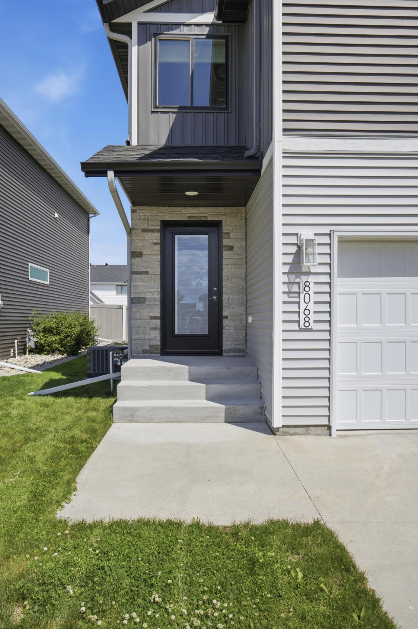 Residential in Horace 3