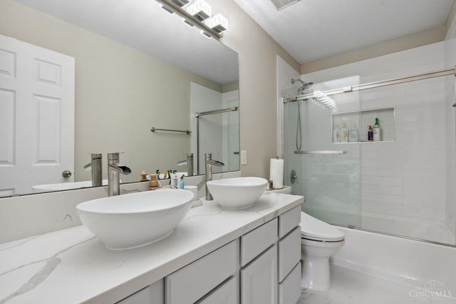 5535 Longhunter Chase Dr, House other with 4 bedrooms, 3 bathrooms and null parking in Liberty Twp OH | Image 31