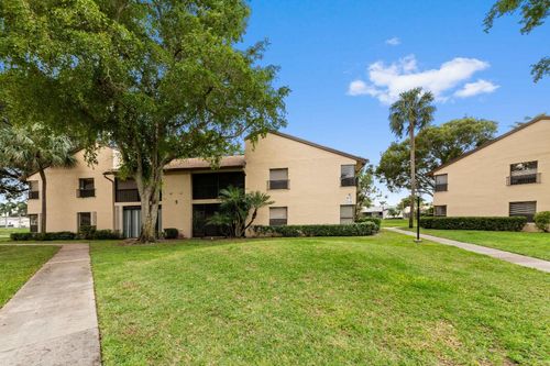 3567-3757 Cocoplum Cir, Coconut Creek, FL, 33063-5936 | Card Image