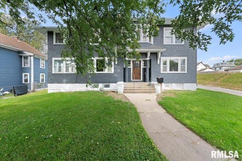 1134 Tremont Ave, Davenport, IA, 52803-4020 | Card Image