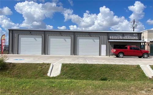 611 N Bentsen Palm Dr, Palmview, TX, 78574 | Card Image
