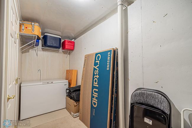 Storage Room | Image 37