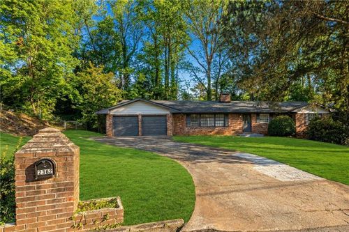 2362 Springrun Ct, Decatur, GA, 30032-6824 | Card Image