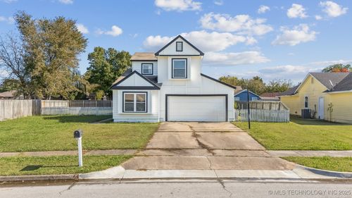 8709 N 124th East Ave, Owasso, OK, 74055-2039 | Card Image