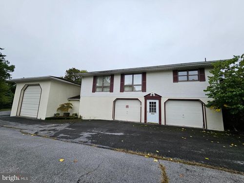 814 Highland Drive, Tyrone, PA, 16686 | Card Image