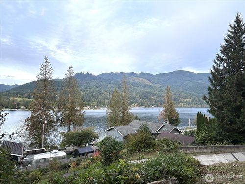 715 Samish Heights Ln, Bellingham, WA, 98229-4508 | Card Image