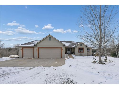 W11213 840th Ave, River Falls, WI, 54022-4748 | Card Image