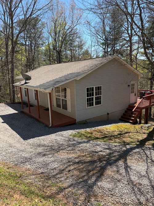 377 Scenic Dr, Hayesville, NC, 28904-7709 | Card Image