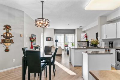 2345 - 151 Country Village Rd Ne, Condo with 1 bedrooms, 1 bathrooms and 1 parking in Calgary AB | Image 2