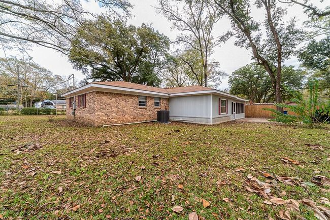 7520 Oak Dr W, House other with 3 bedrooms, 2 bathrooms and null parking in Theodore AL | Image 4