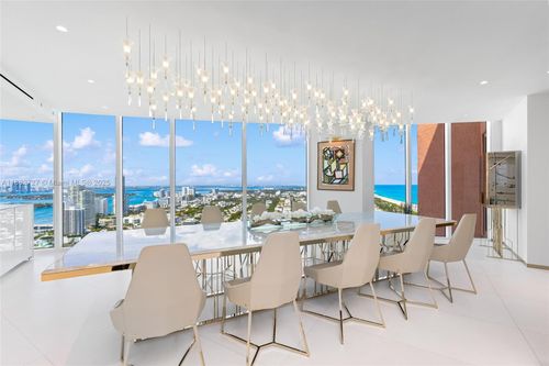 5-300 S Pointe Dr, Miami Beach, FL, 33139-7337 | Card Image
