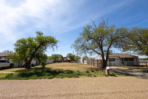 1104 E Quinn St, Lubbock, TX, 79403-1232 | Card Image