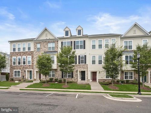 7204 Wood Trail Dr, LANHAM, MD, 20706-3292 | Card Image