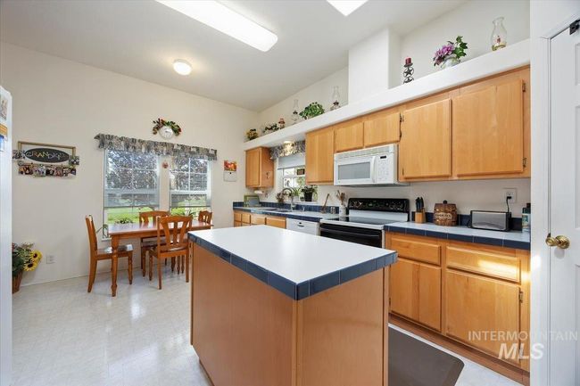 321 S 600 E, House other with 6 bedrooms, 3 bathrooms and 2 parking in Jerome ID | Image 19