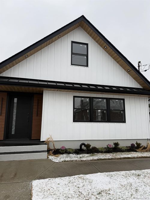 11 Bayview Ave, Lawrence, NY, 11559-1050 | Card Image