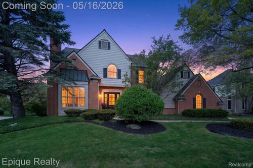 22037 Chase Dr, Novi, MI, 48375-4771 | Card Image