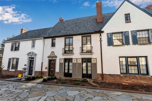 17 Mayfair Ln, Buffalo, NY, 14201-1522 | Card Image