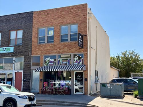 227 W Oak Street, Denton, TX, 76201 | Card Image