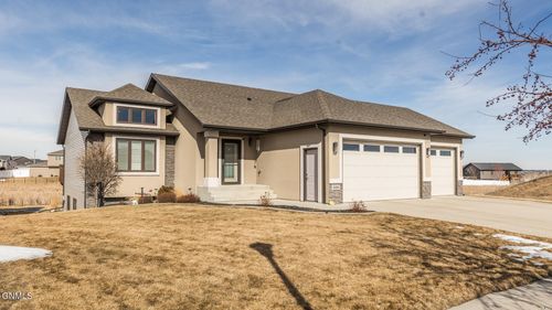508 Granite Dr, Bismarck, ND, 58503-6000 | Card Image