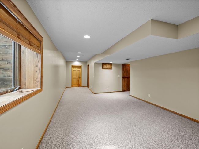 Lower Level Family Room | Image 42