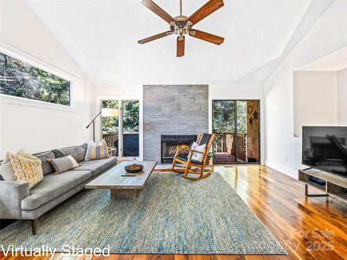 107 Beaver Ridge Rd, Asheville, NC, 28804-3904 | Card Image