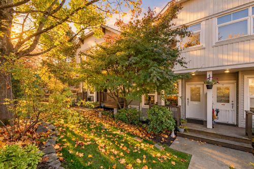 10-3712 Pender Street, Burnaby, BC, V5C2L3 | Card Image