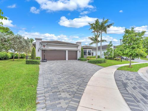 10945 Moore Dr, Parkland, FL, 33076-4849 | Card Image