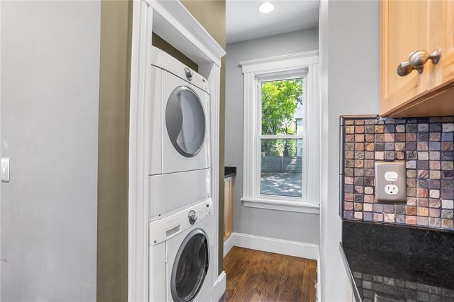 UNIT-1 - 224 Olney St, Condo with 2 bedrooms, 1 bathrooms and 2 parking in Providence RI | Image 16