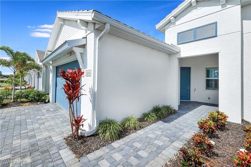 9209 Cayman Dr, NAPLES, FL, 34114-2936 | Card Image