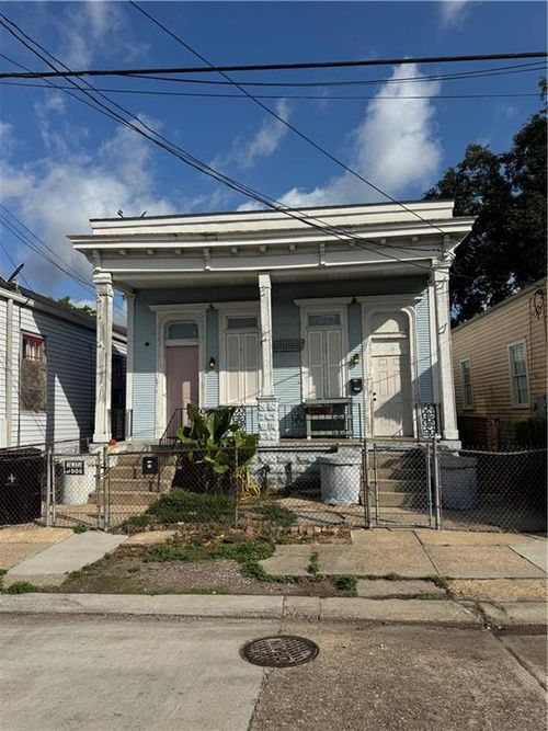 2357 59 Annunciation Street, New Orleans, LA, 70130 | Card Image