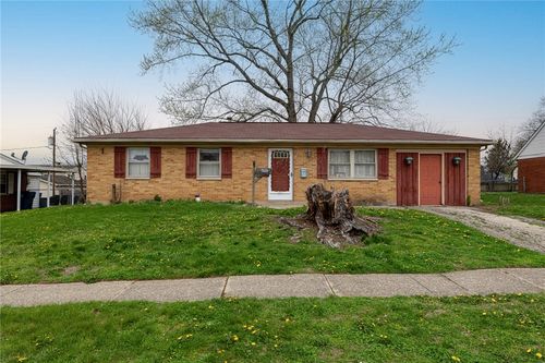 7619 Bassett Drive, Huber Heights, OH, 45424 | Card Image