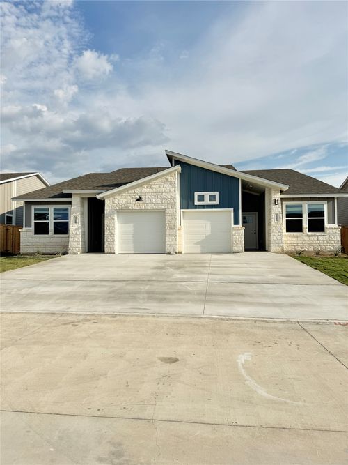b-108 Zayd Ct, Jarrell, TX, 76537 | Card Image