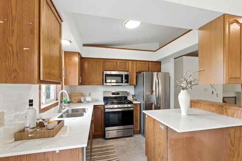 2001 26th St Se, Rochester, MN, 55904-5891 | Card Image
