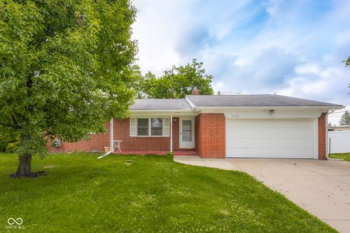 2715 Magnolia Ct, Columbus, IN, 47203-3321 | Card Image