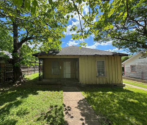 214 Guthrie St, Dallas, TX, 75224-2904 | Card Image