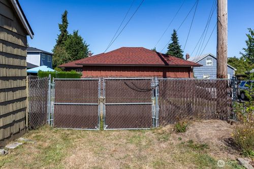 411 S 59th Street, Tacoma, WA, 98408 | Card Image