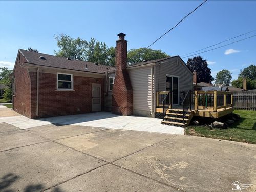 6365 Kolb Ave, Allen Park, MI, 48101-2336 | Card Image
