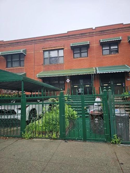 610 Kosciuszko St, Brooklyn, NY, 11221-3058 | Card Image