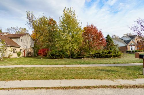 13921 Arlene Ln, Van Buren Twp, MI, 48111-4946 | Card Image