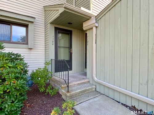 1104-1104 Summer Hill Dr, South Windsor, CT, 06074-2882 | Card Image