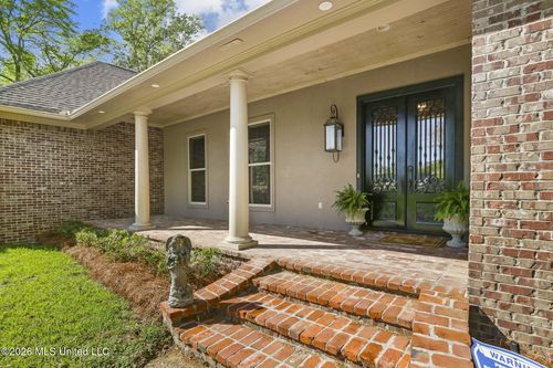 476 Wimbledon Dr, Brandon, MS, 39047-7339 | Card Image