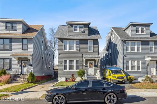 129 Brookwood St, East Orange, NJ, 07018-2317 | Card Image