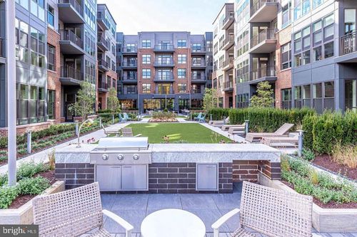 apt-102-1761 Old Meadow Rd, MCLEAN, VA, 22102-4343 | Card Image